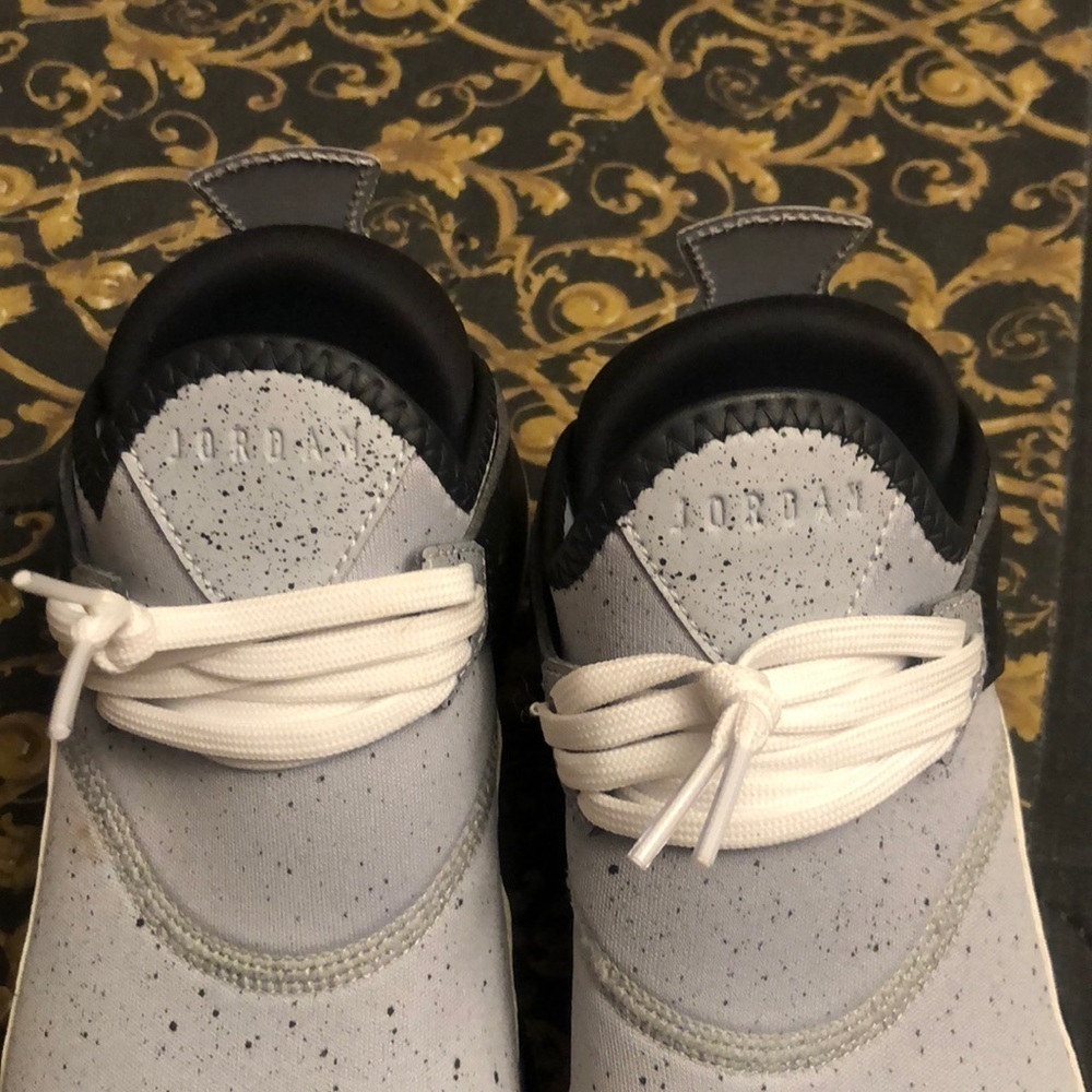Jordan shoes - Picture 2 of 8